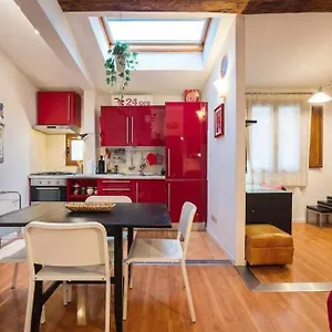 Cozy In Borgo Dei Greci Apartment Florence